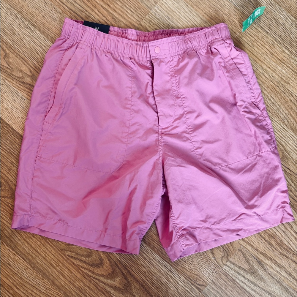 Gap brand Men's 7”  Pink Shorts